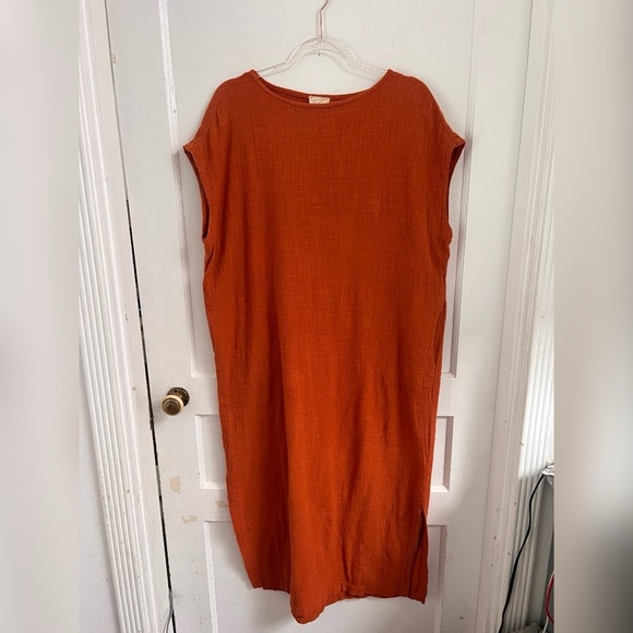 Curator Breezy Caftan Dress With Pockets in Tabasco Size XS - Picture 2 of 6